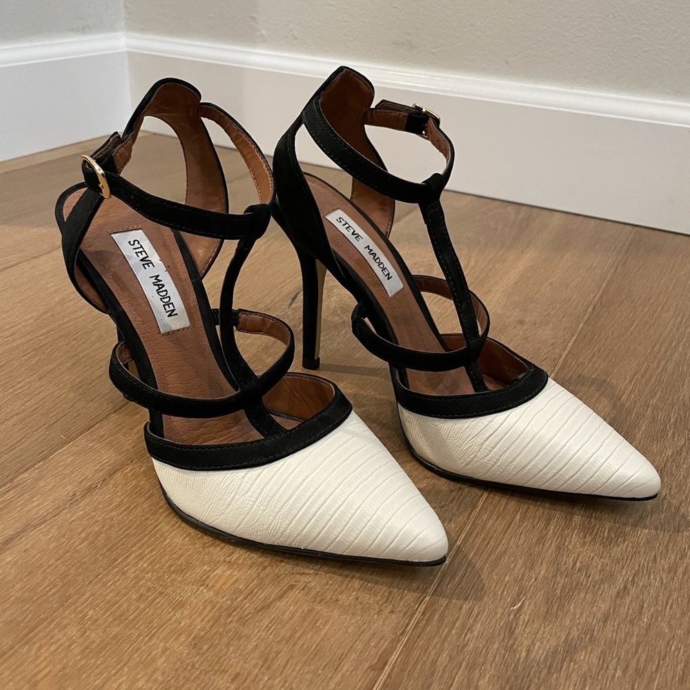 Steve Madden White Black T-Strap Pump